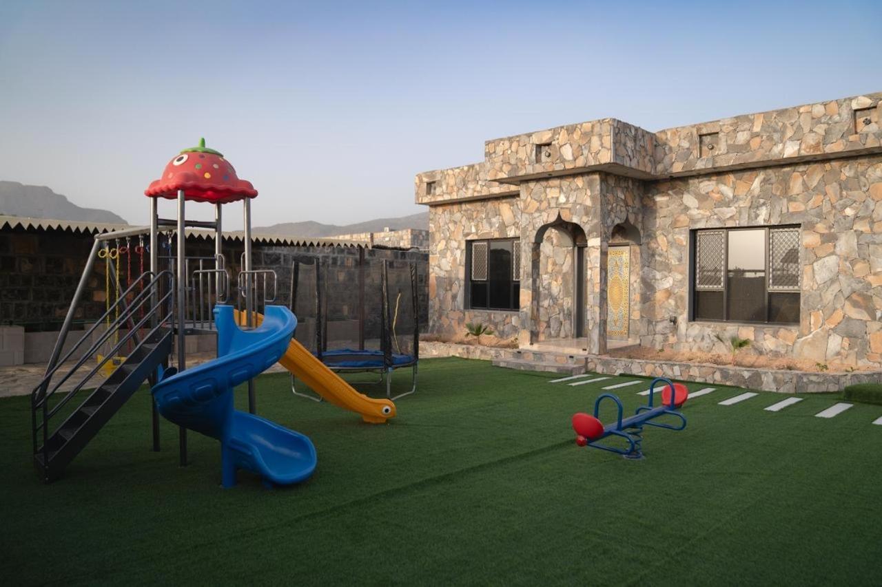 Slasel Jabal Shams House